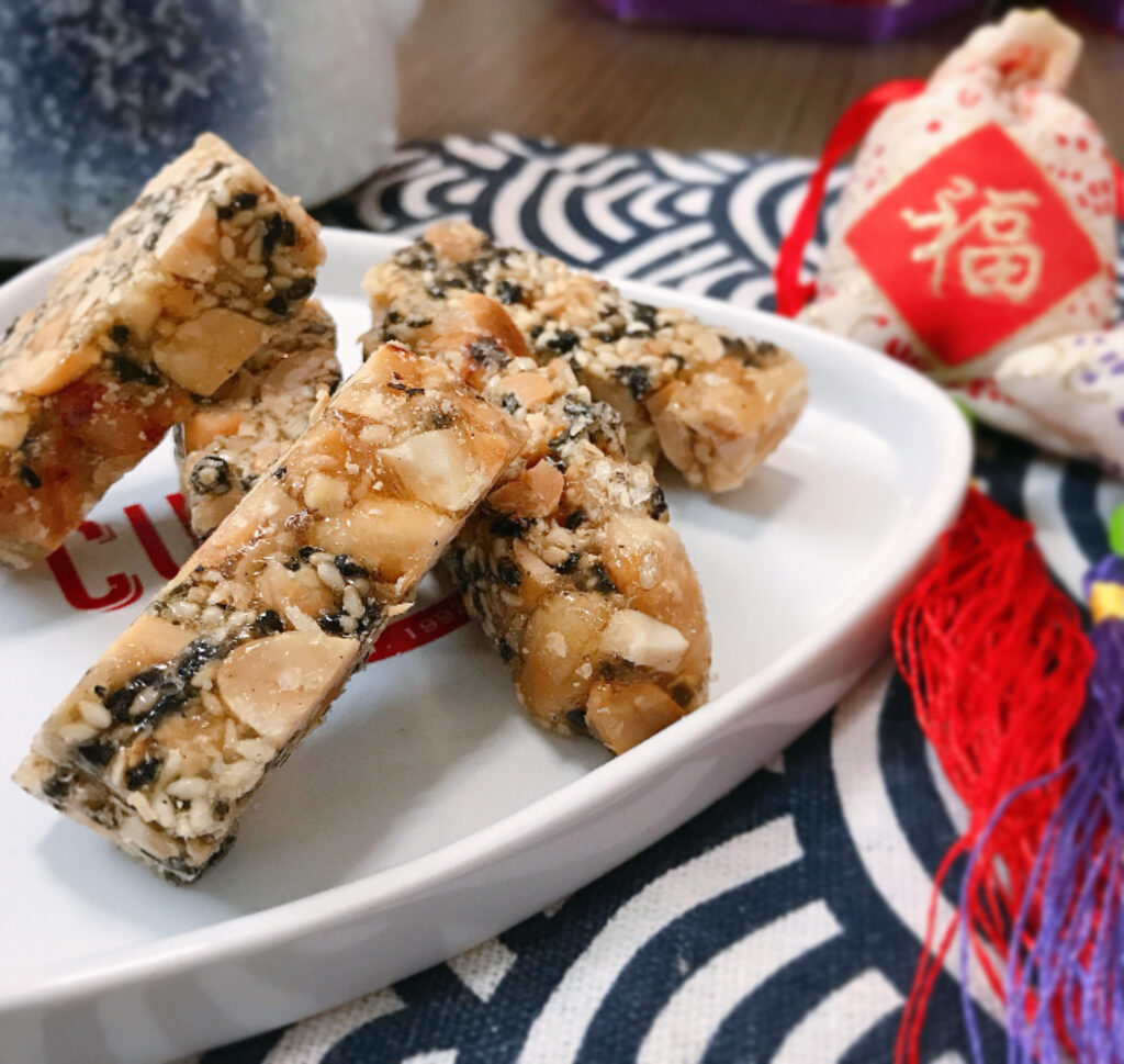 芝麻花生糖 Peanut Sesame Brittle Recipe| 6個步驟 簡易食譜 2 芝麻花生糖食譜